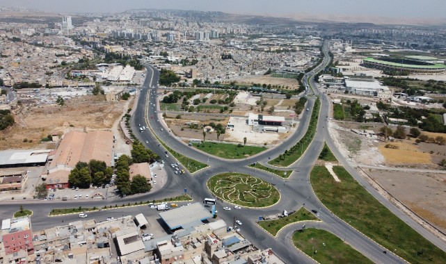 akcakale-yolu-genisletildi-3221.jpg