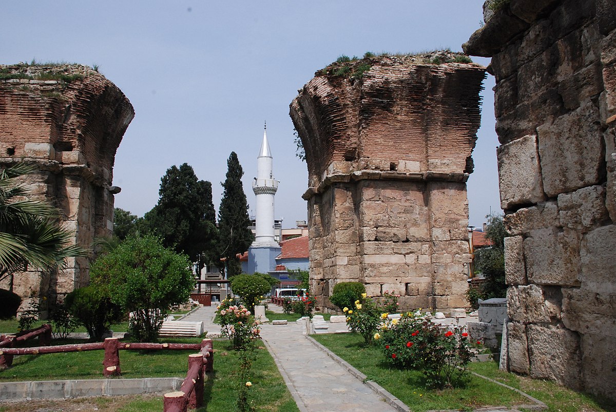 alasehir-church-of-st-john-2.jpg