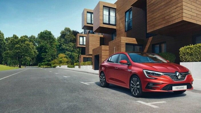 renault-megane-sedan-fiyatlari-sizi-ovvo.webp