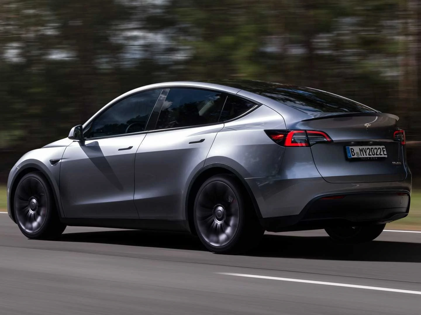 tesla-model-y-in-new-quicksilver-paint-color.webp