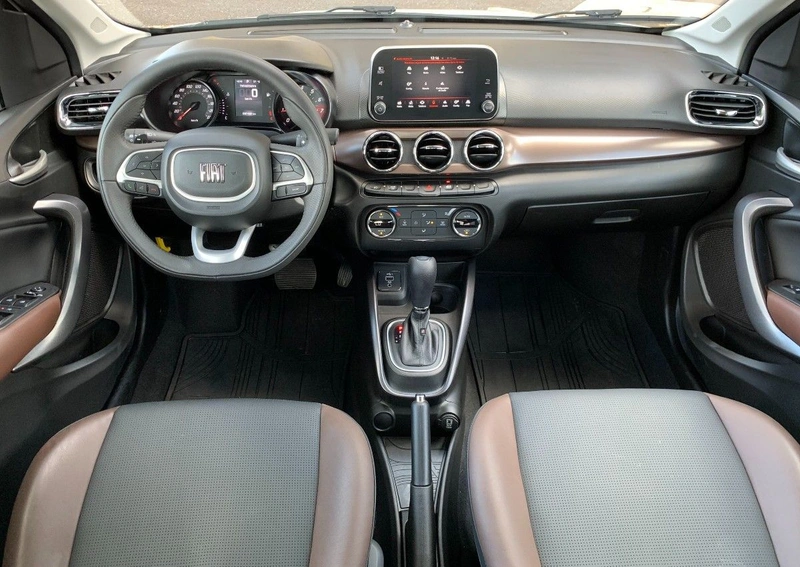 yeni-kasa-fiat-linea-turkiye-fiyati-5aee.webp