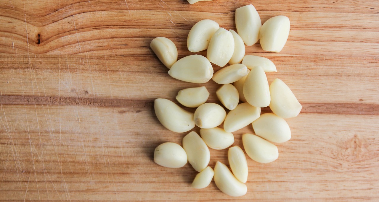 garlic-1039563-1280.jpg