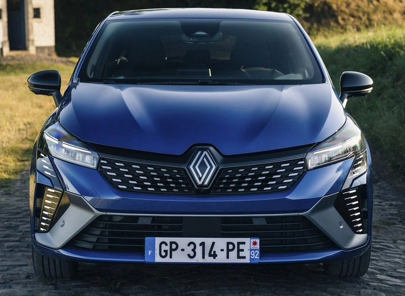 yeni-renault-clio0-aqsn.webp