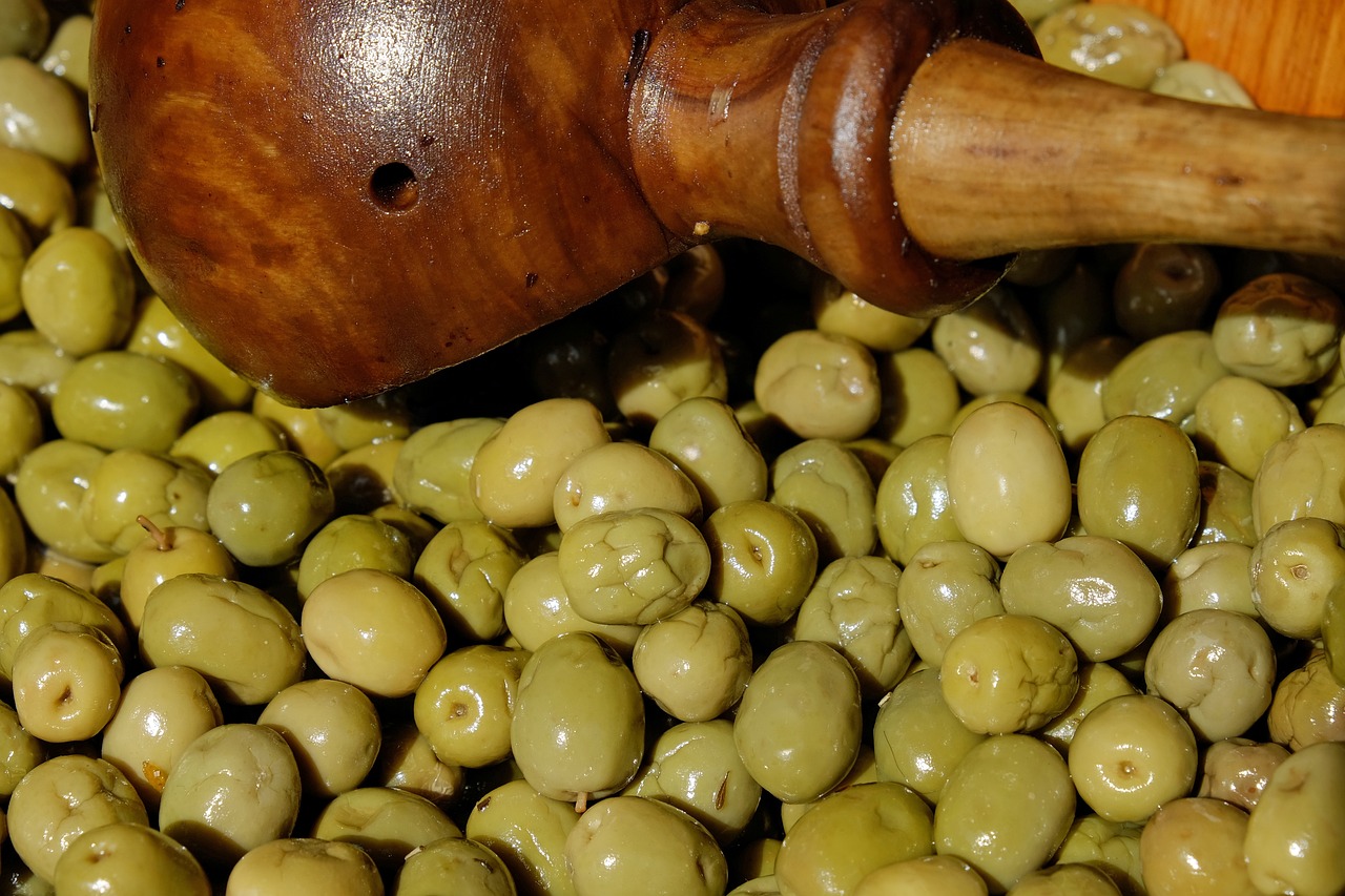olives-2193467-1280.jpg