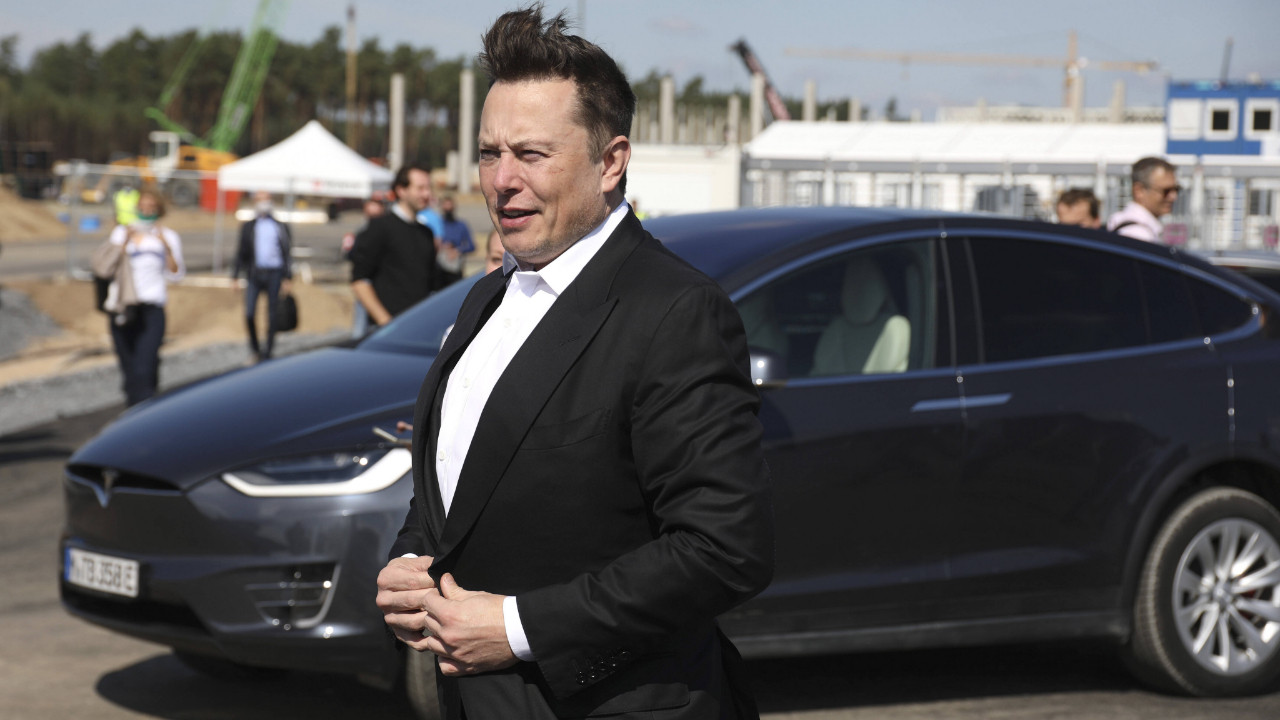 elon-musk-57-milyar-dolarlik-tesla-hissesini-bagisladi-9uxl.jpg