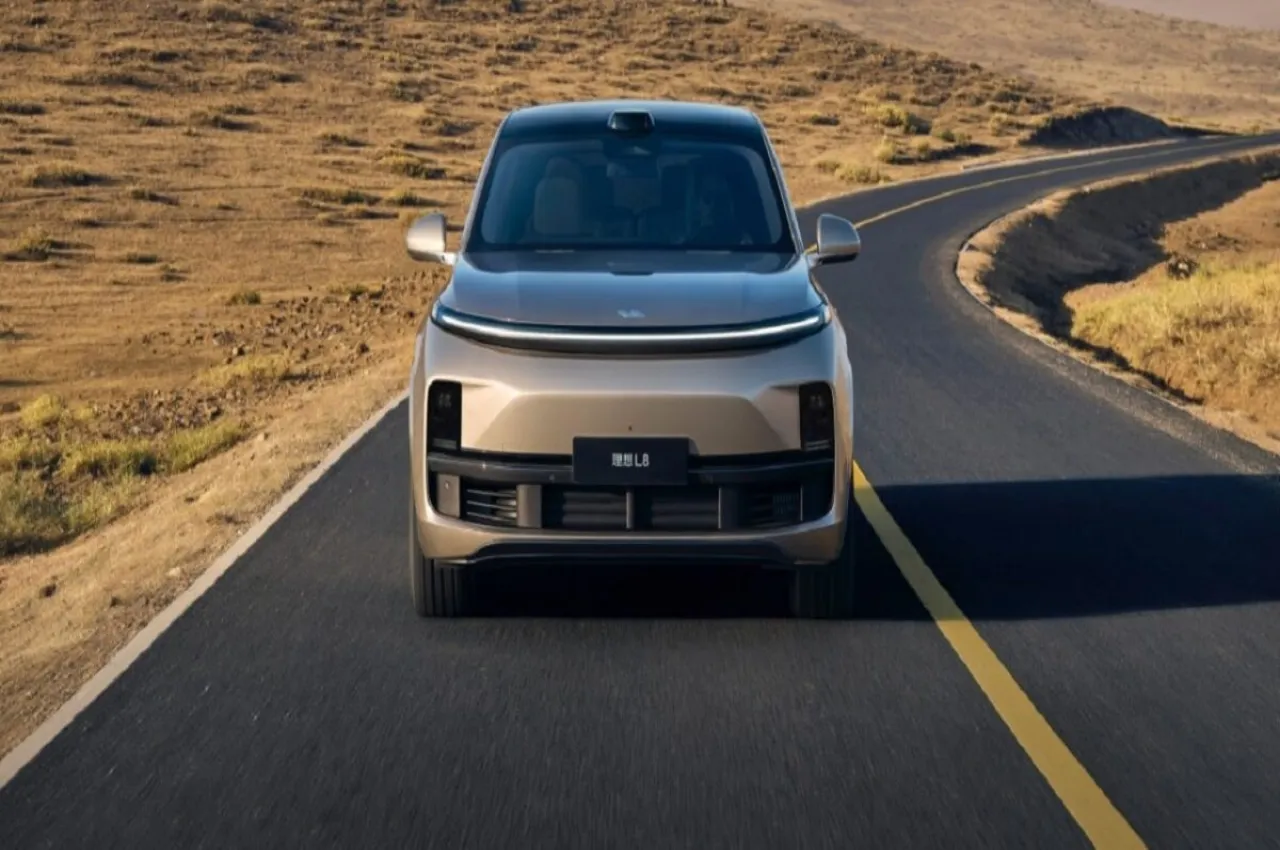 li-mega-electric-car.webp