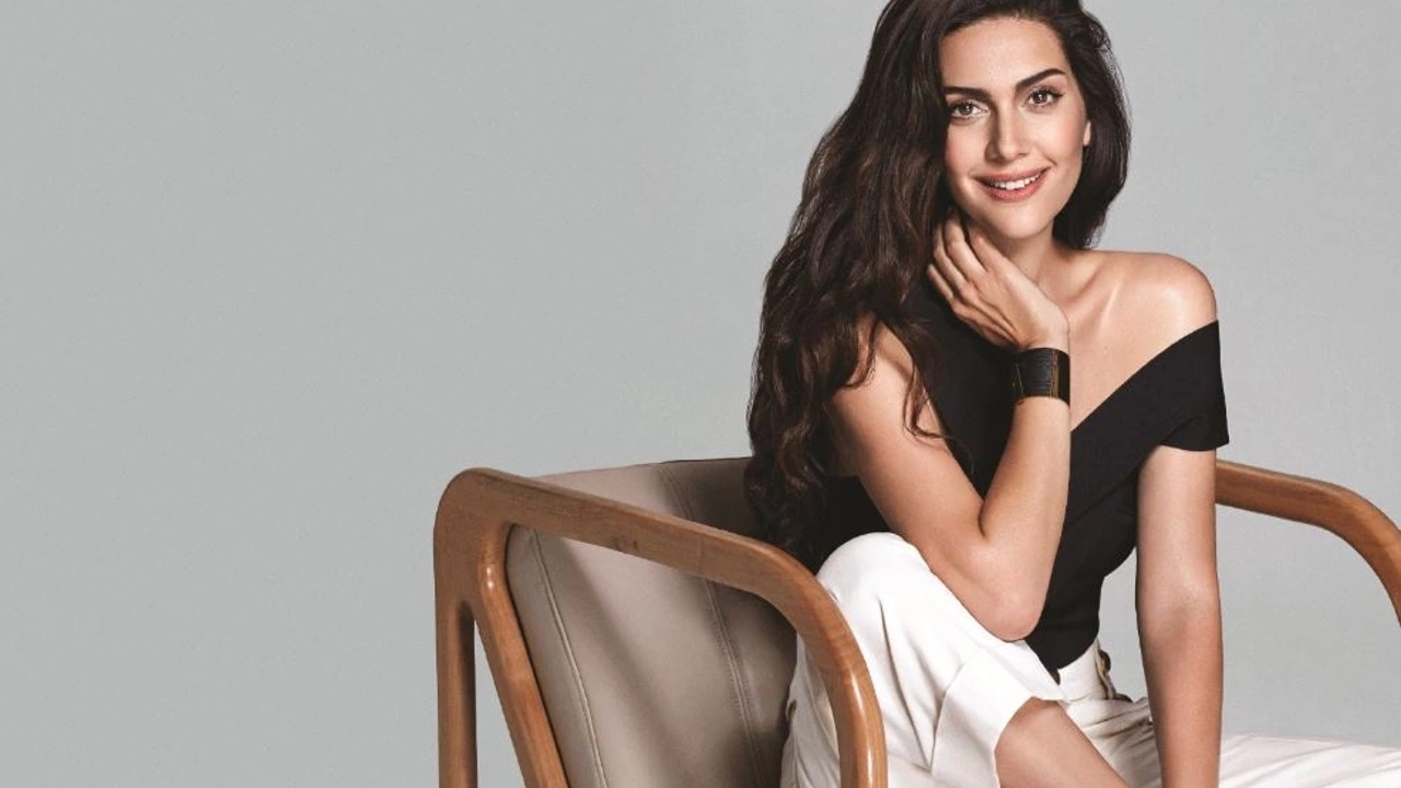 berguzar-korel-sarisin-oldu-gorenler-inanamadi-2.webp