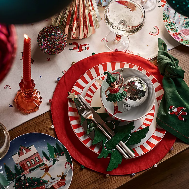 1229-20231011-lf-hw-christmas-table-bslh-10305-16.webp