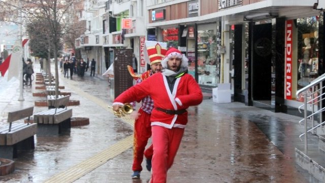 bbp-lilerden-yilbasi-tepkisi-noel-baba-ya-kel-8016472-x-o.jpg