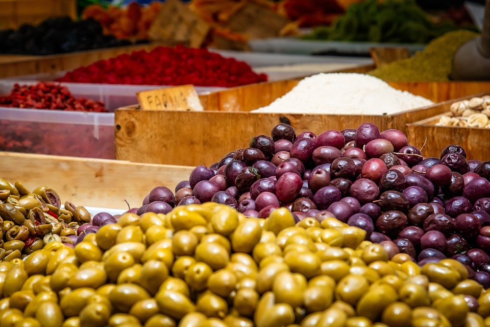 olives-3466908-960-720.jpg