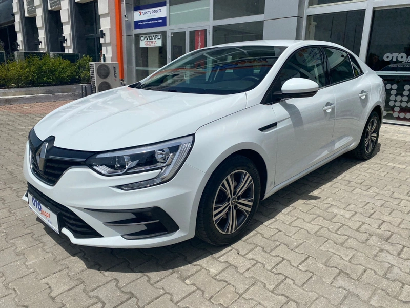 renault-megane-guncel-fiyatlariyla-zbkl.webp