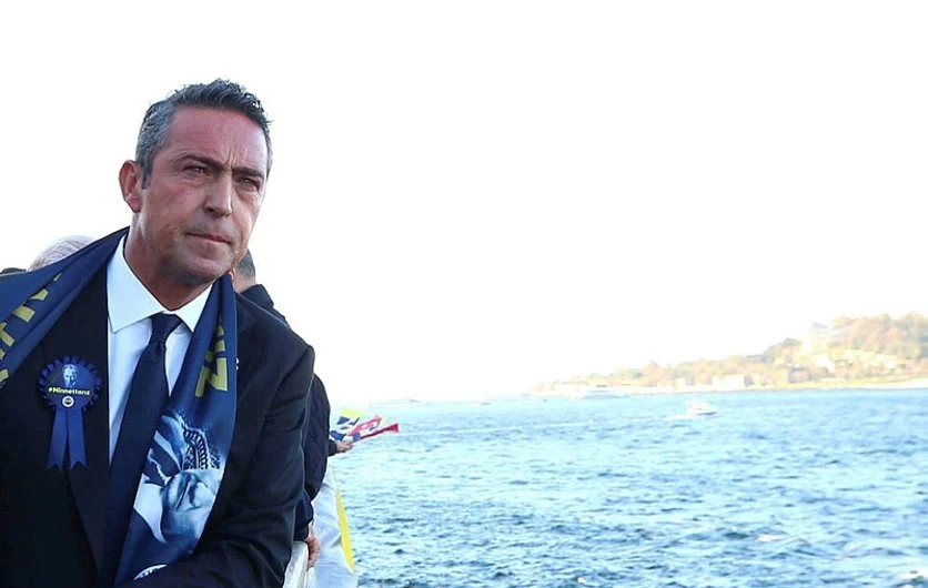 836x530-fenerbahce-ataturku-10-kasim-fenerbahce-vapuru-ile-dolmabahce-sarayi-aciklarinda-andi-1699606993878.webp