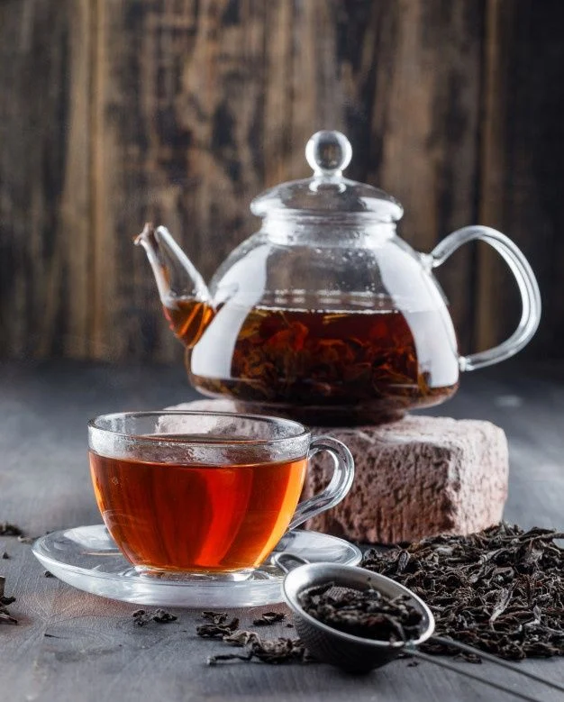 black-tea-teapot-cup-cay-yikanir-mi.webp