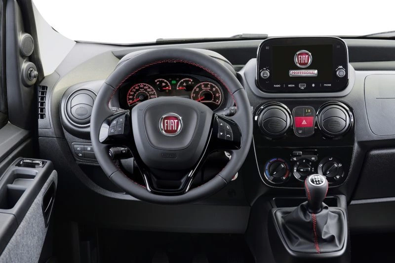 fiat-fiorino-kokpit-s7su.webp