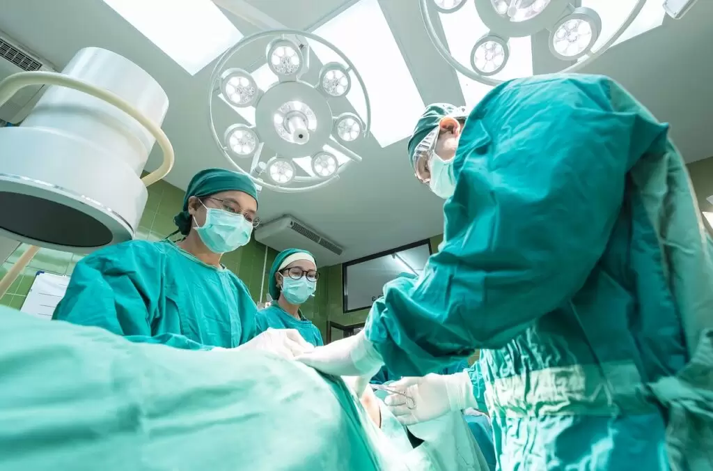 surgery-hospital-medical-professionals-1807541-1024x676-jpg.webp