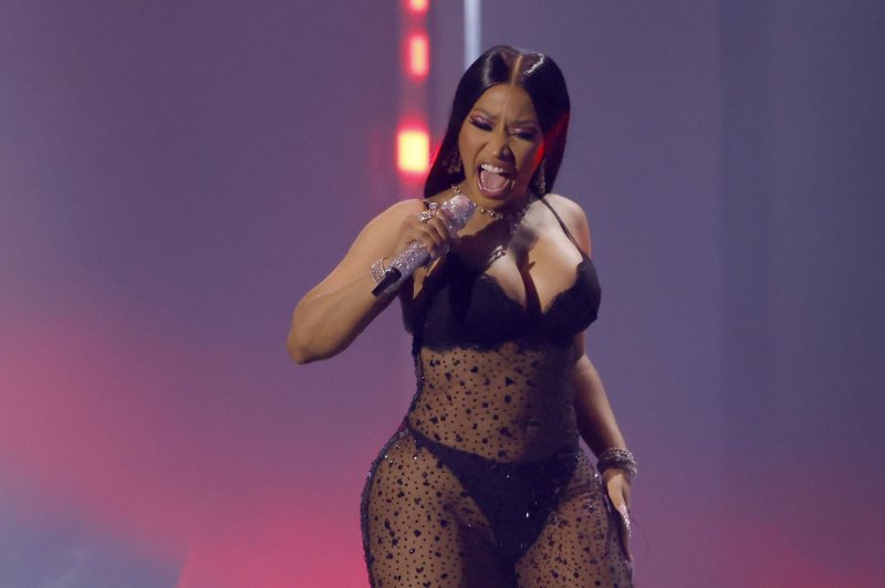 nicki-minaj-delays-pink-friday-2-album-release.jpg