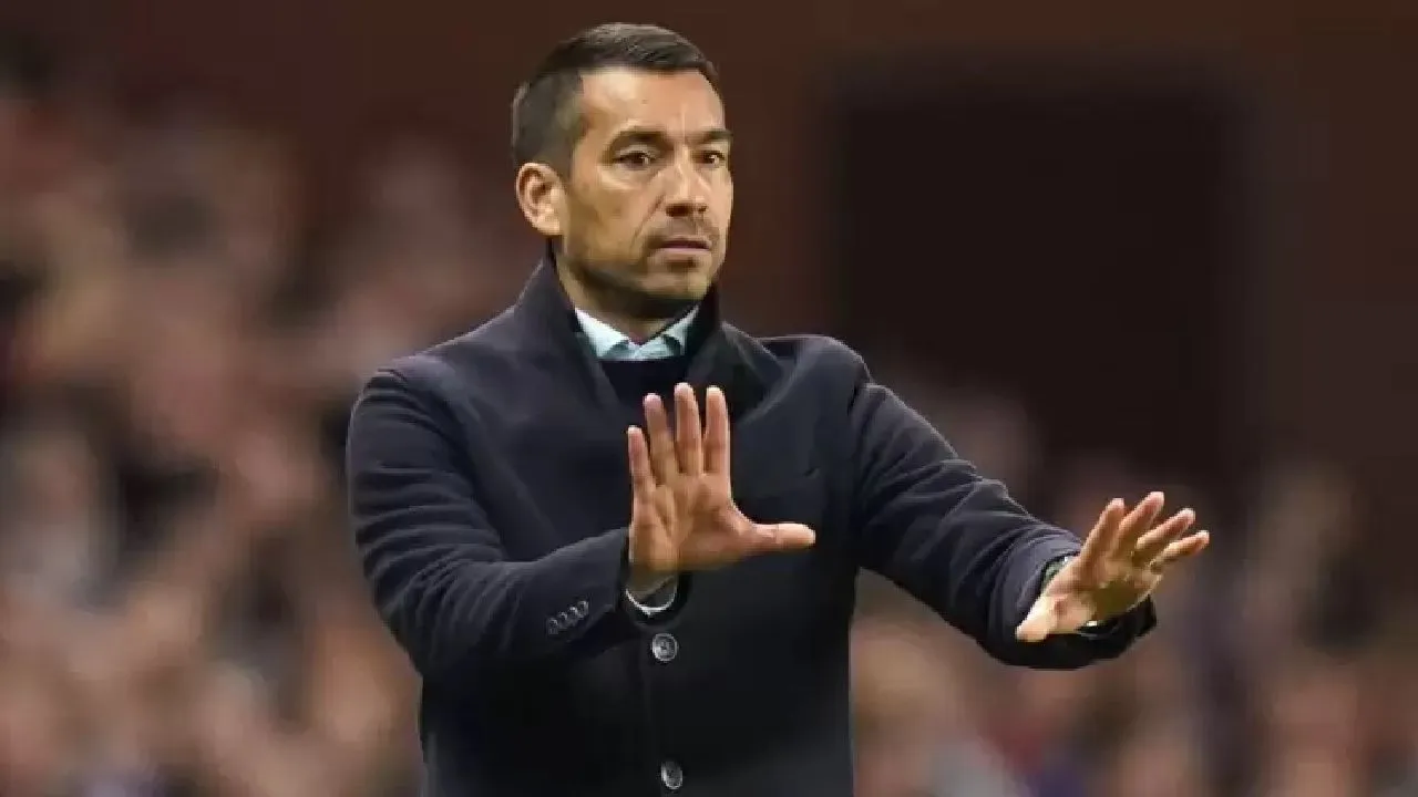 giovanni-van-bronckhorst1-rdrm.webp