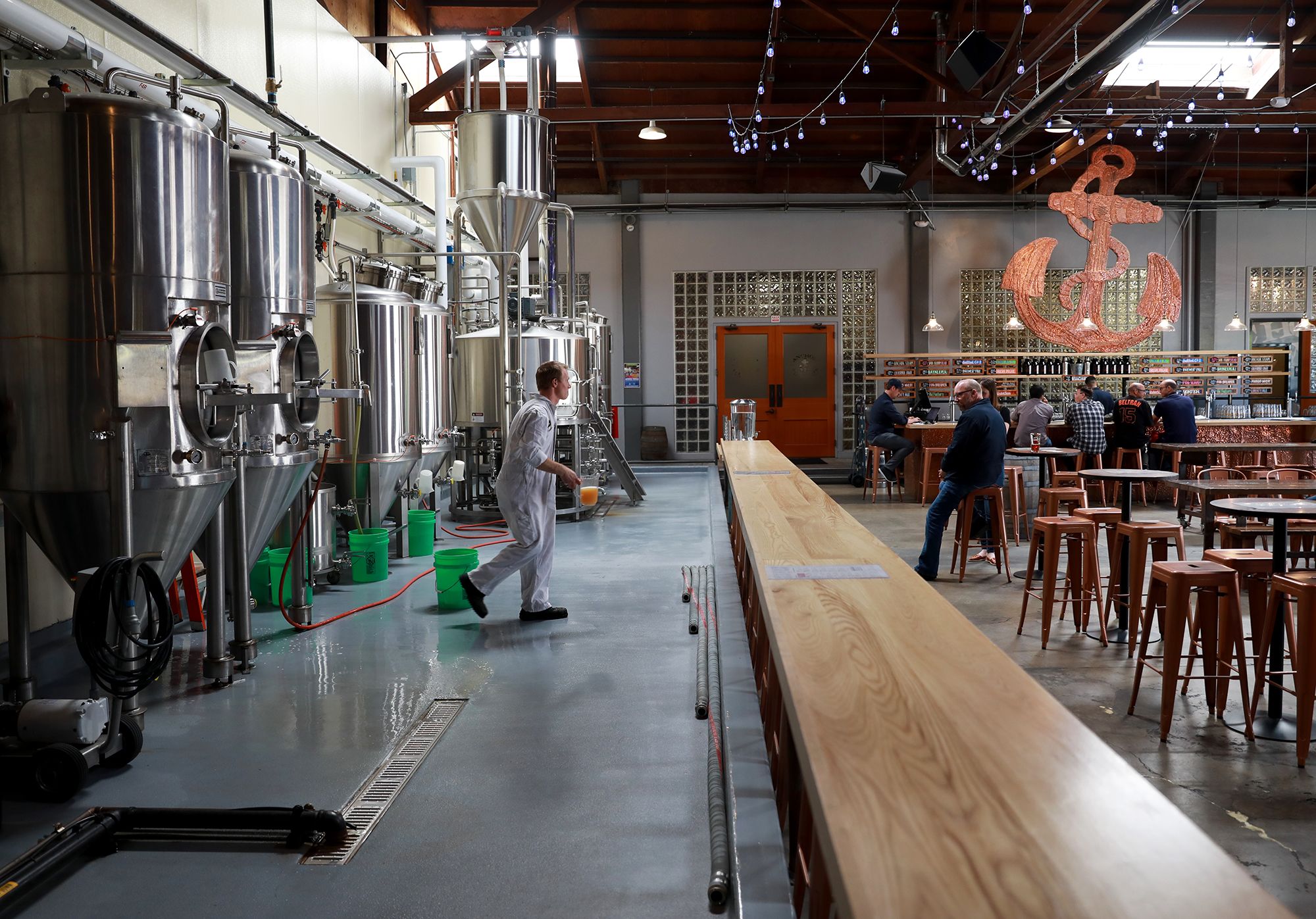 230712091845-02-anchor-brewing-san-francisco-file-restricted.jpg