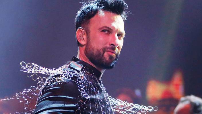 141801353-tarkan-2.jpg
