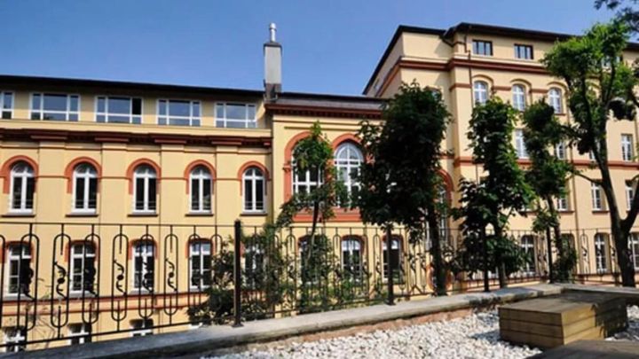 alman-lisesi.jpg