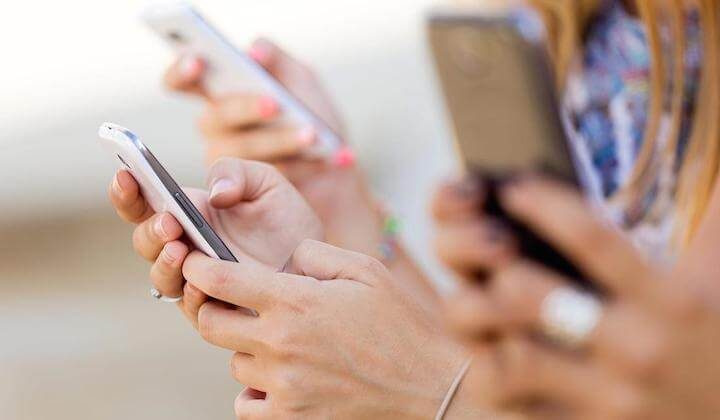 telefon2.jpg