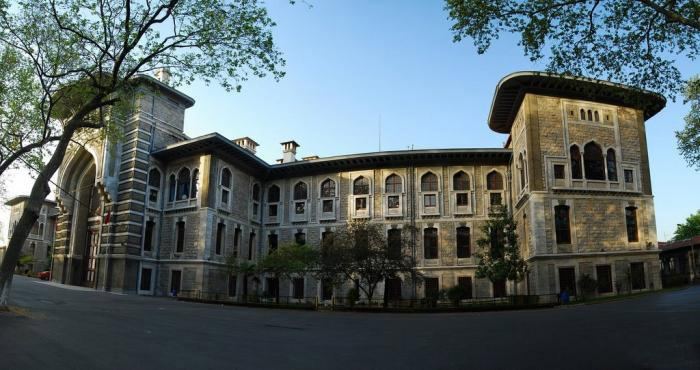 istanbul-erkek-lisesi.jpg