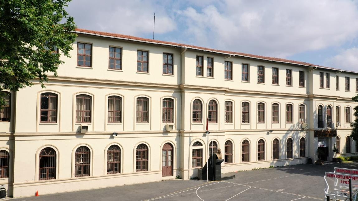 cagaloglu-anadolu-lisesi.jpg