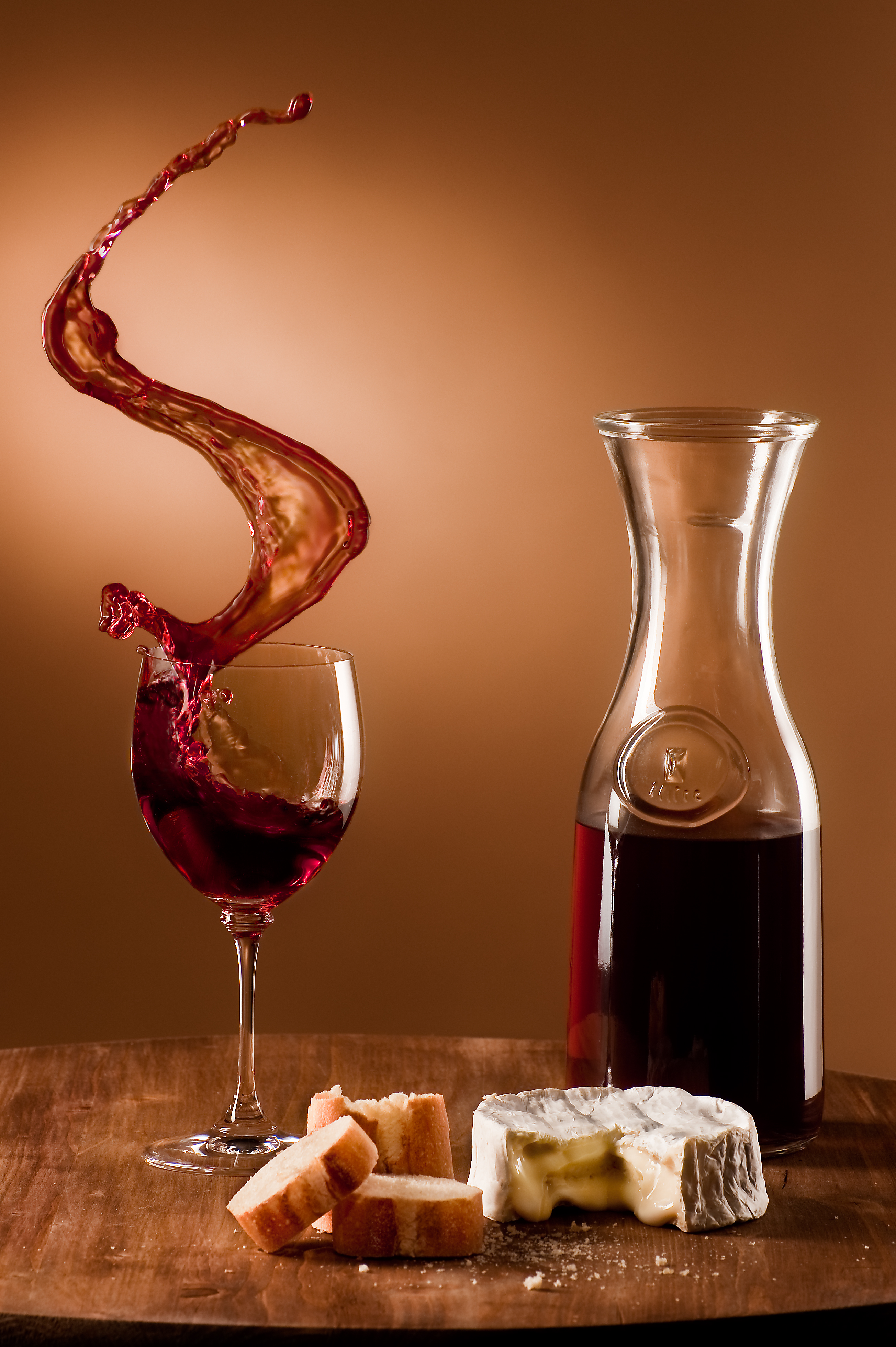 schwappender-wein.jpg