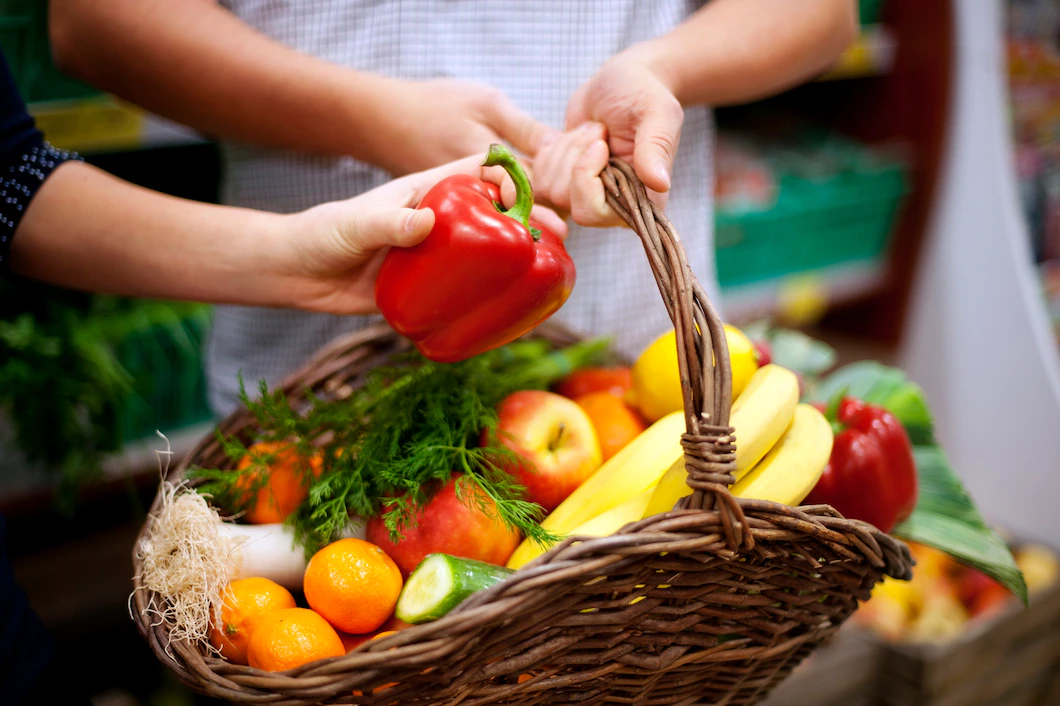 basket-filled-healthy-food-329181-9925.webp