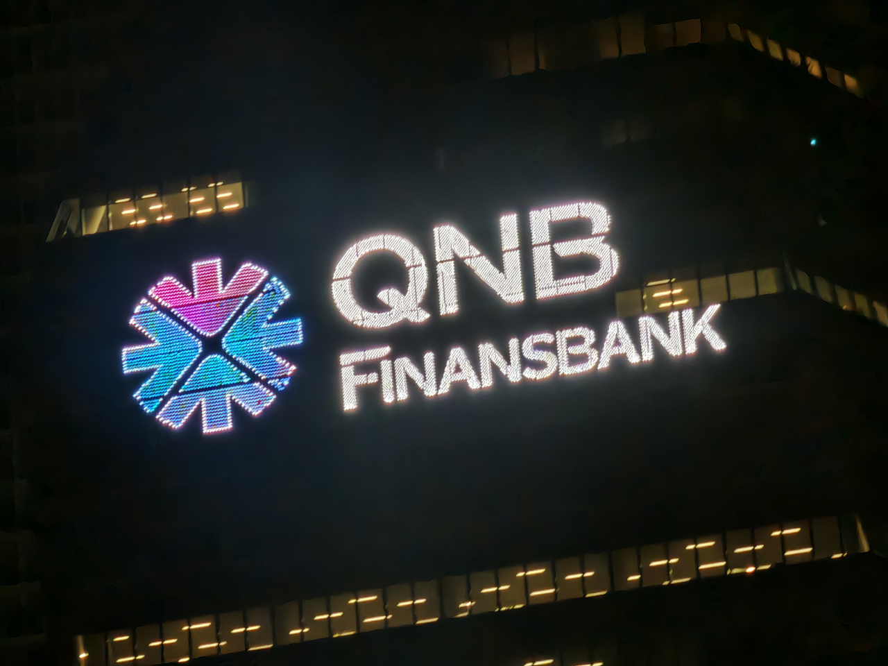 qnb-finansbank-1.jpg