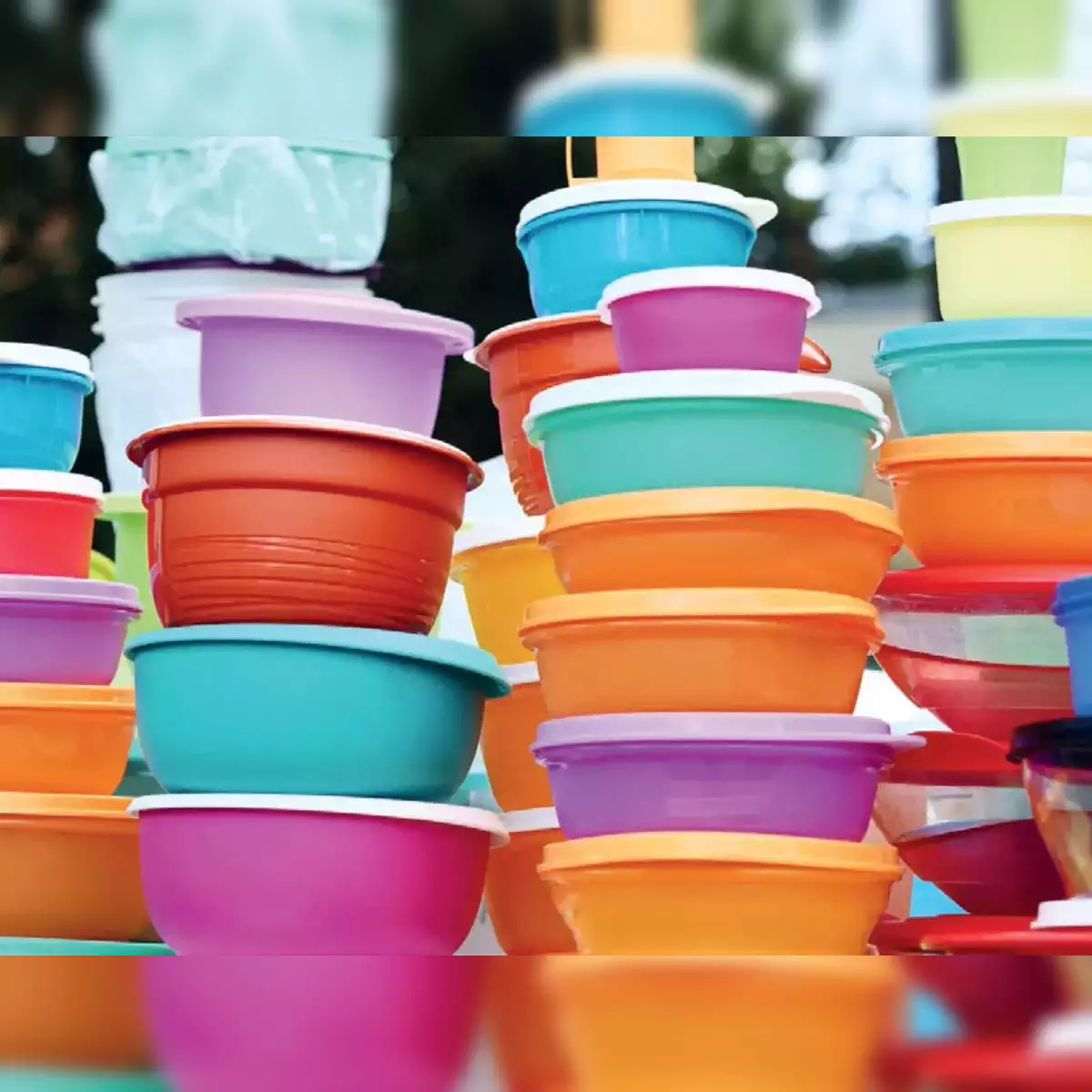 a-tribute-to-tupperware-which-packed-a-plastic-revolution.webp