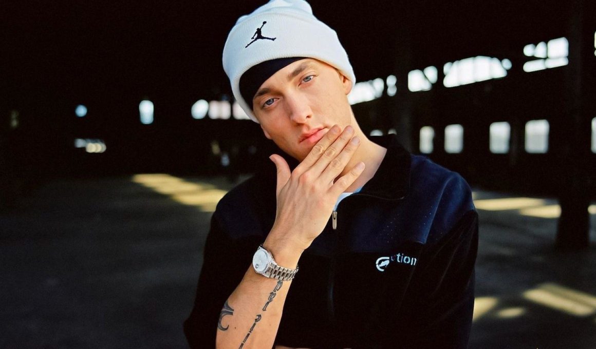 eminem-1160x680.jpg