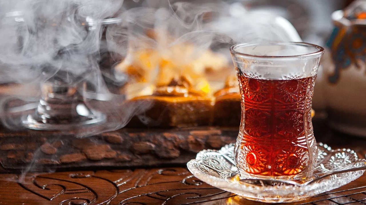 acil-toplatma-karari-alindi-turkiyede-her-eve-giren-11-cay-markasinda-zararli-madde-tespit-edildi.jpg