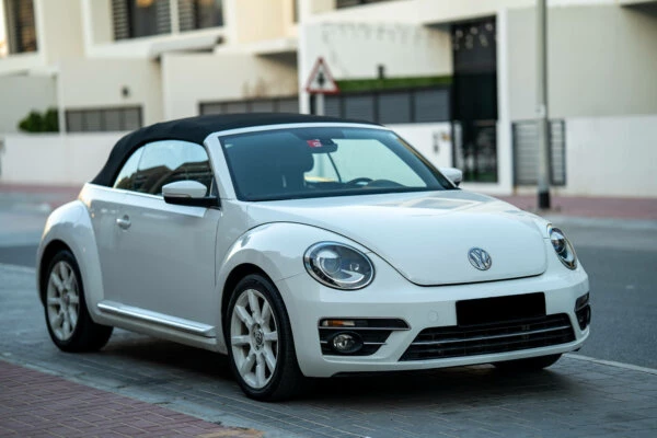 volkswagen-beetle-cabrio-4-600x400.webp