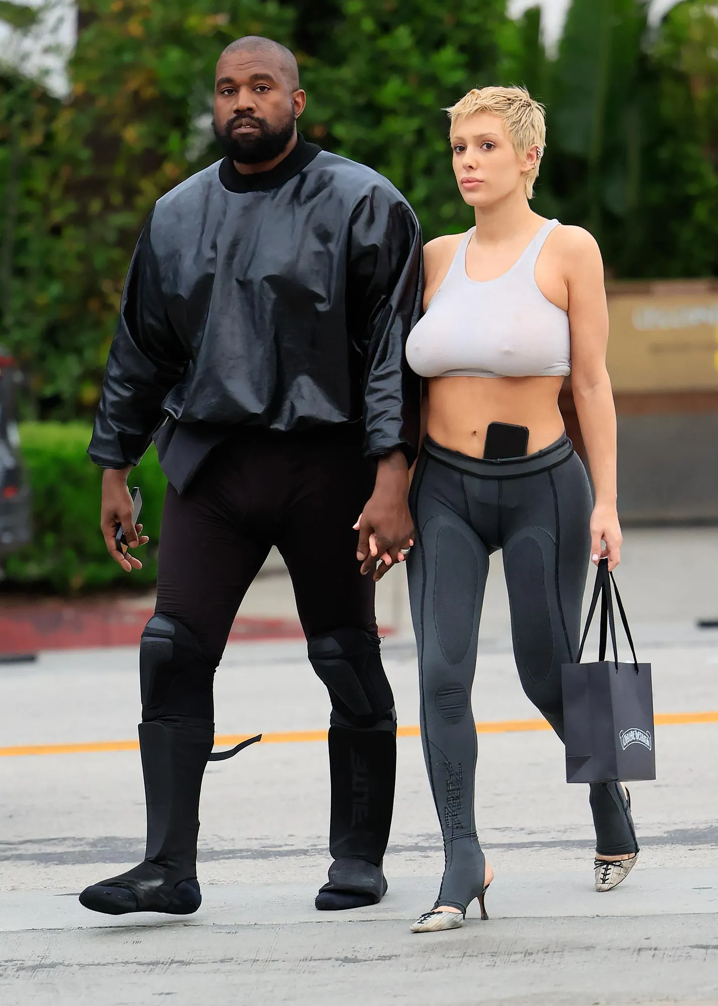 kanye-west-and-wife-bianca-censori-are-not-divorcing.webp