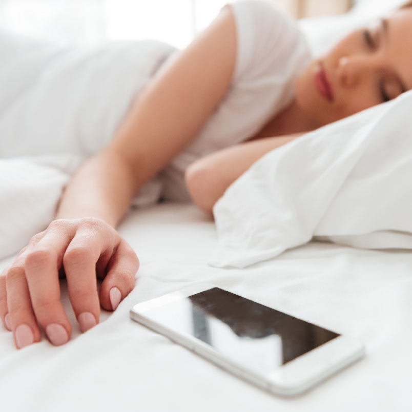 65e494db7b7e5e5ac16b1089-why-you-shouldnt-reach-for-your-smartphone-first-thing-in-the-morning.jpg