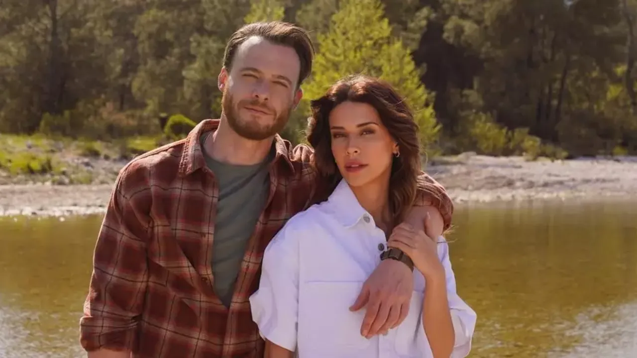 kerem-bursin-ve-devrim-ozkanin-basrollerini-oynadigi-mavi-magara-filmine-damga-vuran-sahneler-film-hangi-platformda.webp
