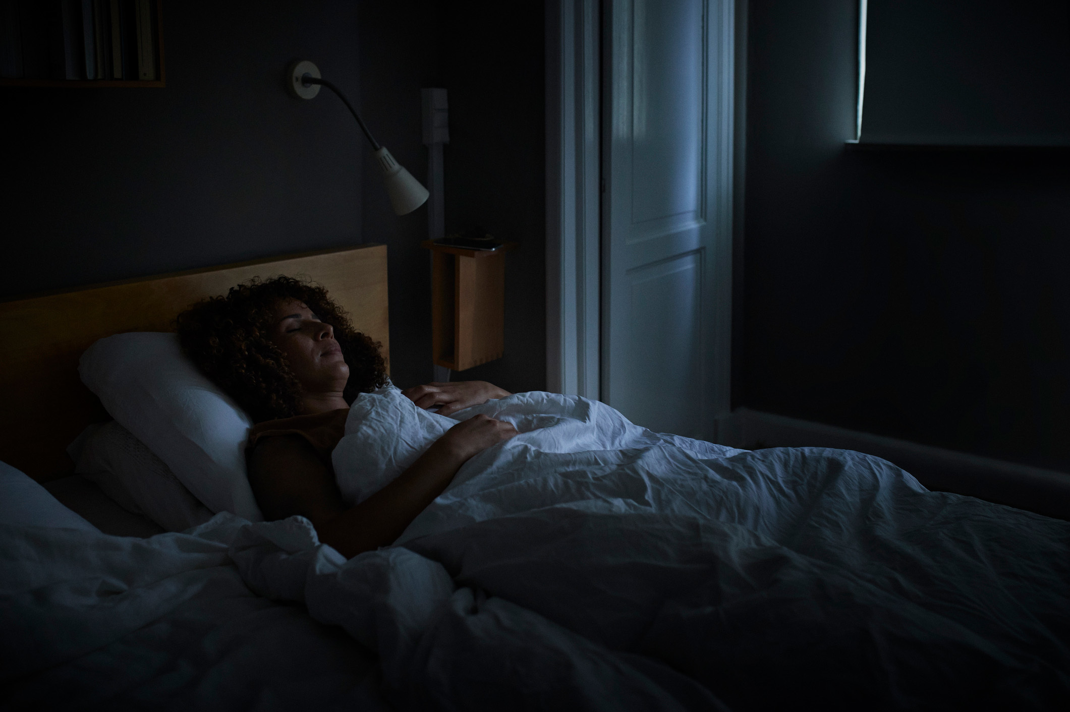 sleeping-light-1-custom-d7413d29cbc3393e0ca79c6225b447eda10107a0.jpg