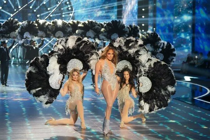 jennifer-lopez.webp