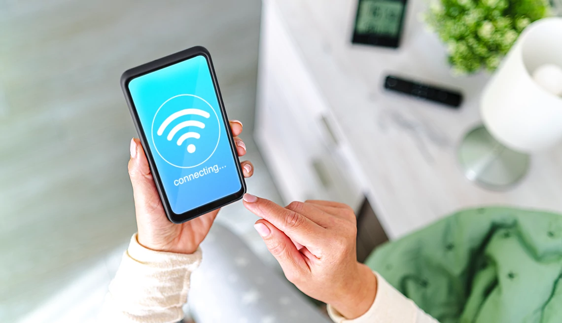 1140-connecting-smartphone-home-wifi.png