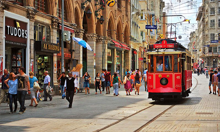 istiklal-caddesi.jpg