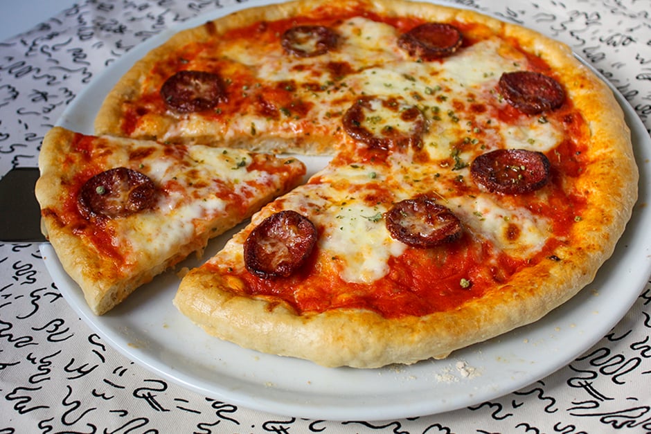 fast-food-usulu-pizza-sunum-3.jpg