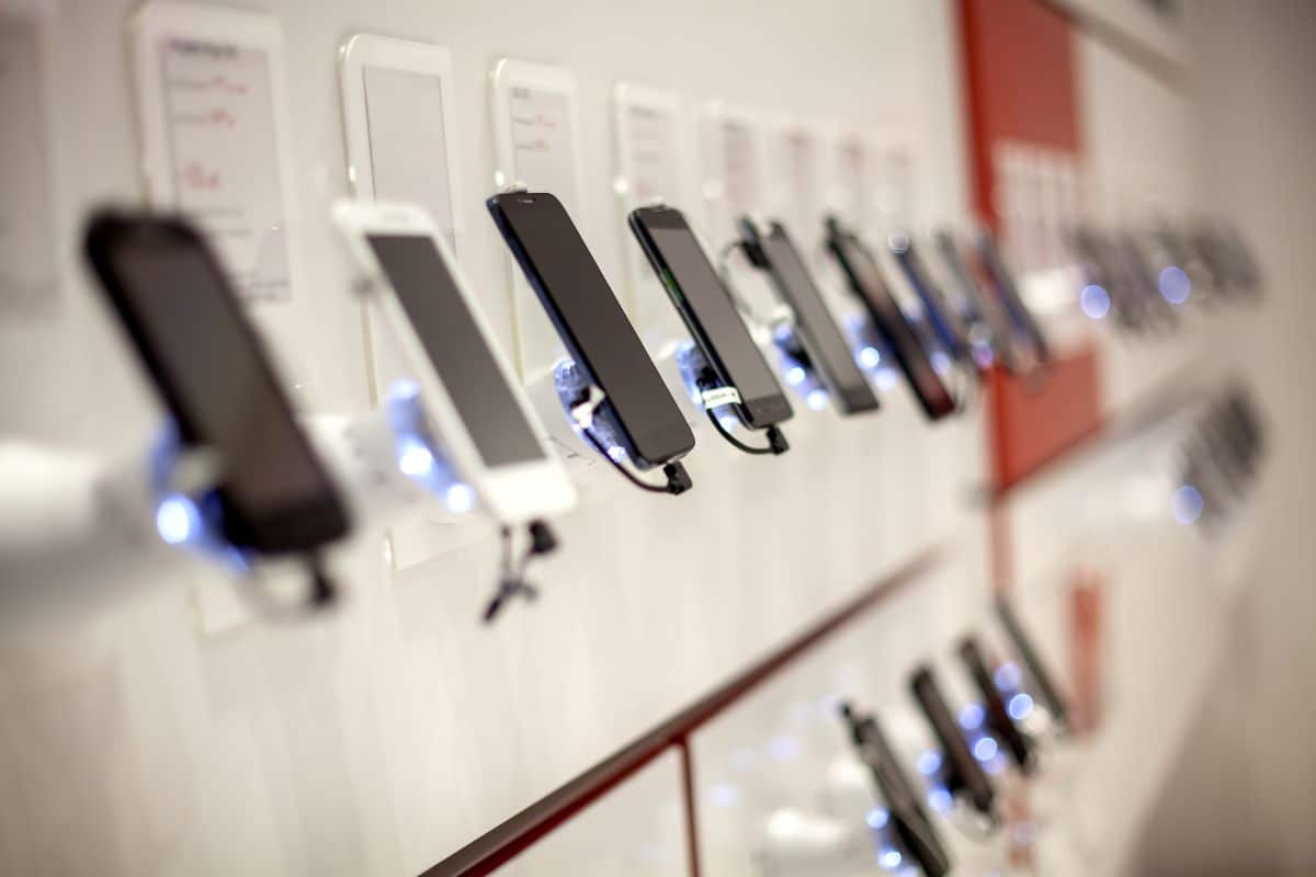 mobile-phones.jpg