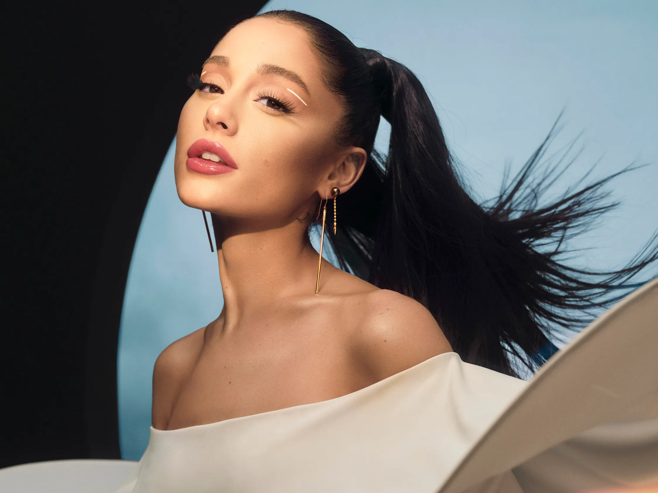 ariana-grande-allure-cover-no-coverlines.webp