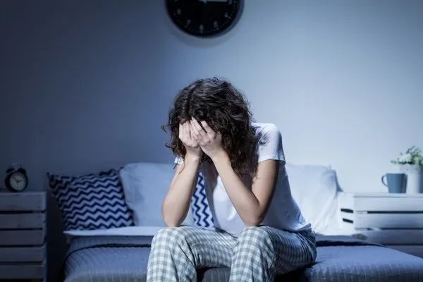0x0-insomnia-nedir-belirtileri-nelerdir-neden-olur-oldurur-mu-uykusuzluk-hastaligi-nasil-tedavi-edilir-1679304623676.webp