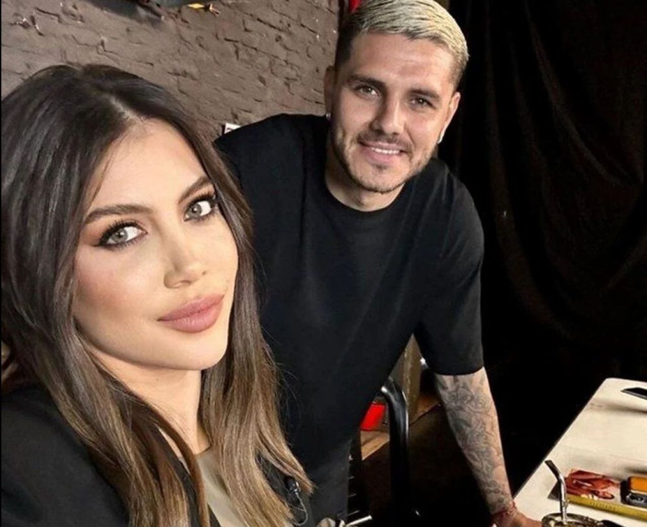 wanda-nara-icardi-ile-ayriliginin-nedenini-acikladi-galatasaray-aski-wandayi-yakti-17331593645514-1.jpg