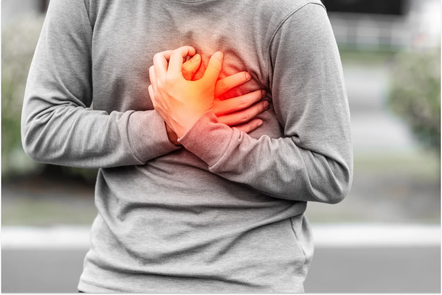 64e8dd618da6952e60aadebd-heart-attack.webp
