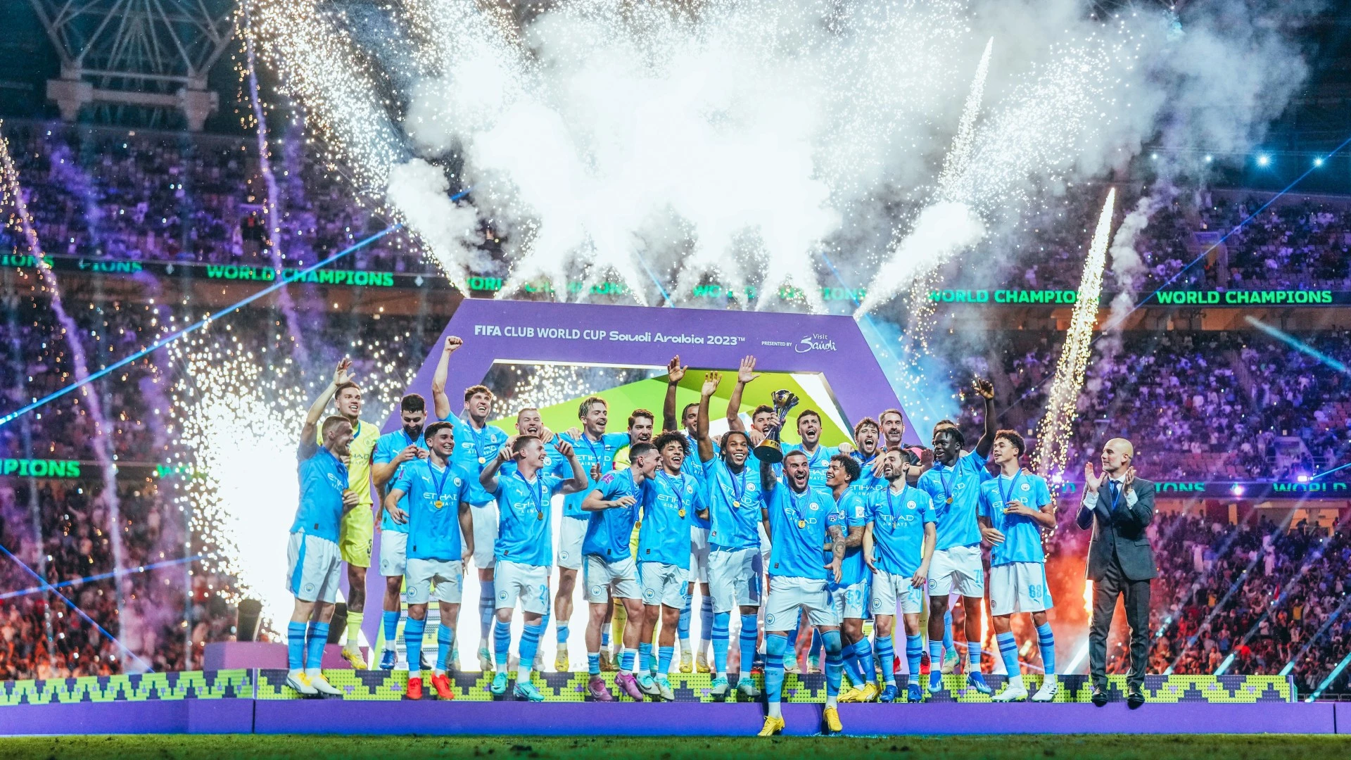 trophy-lift.webp
