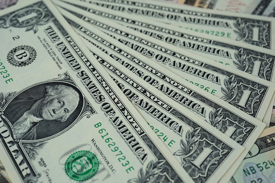 dollar-4896650-960-720.jpg