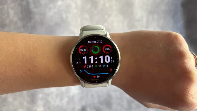 gamin-venu-3-on-wrist-jpg.webp